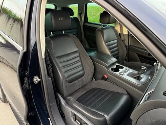 Volkswagen Touareg 3.0 TDI 4MOTION Rline - 12