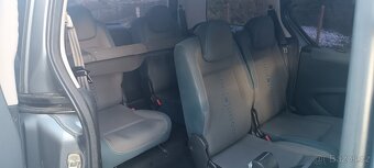 Citroen Berlingo 1,6-80kw-benzín-7míst - 12