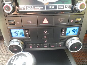 VW TOUAREG 3,0 TDI,MANUÁL,PRUŽINY,TOP STAV - 12