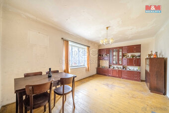 Prodej rodinného domu 4+1, 90m² v Rokycanech, ul. Polní - 12