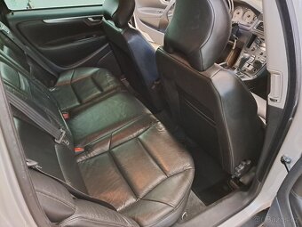 Volvo V70 2.4 LPG SUMMUM - 12