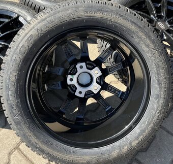 HYUNDAI i30 ix20 6,5Jx16 5x114,3 ET50 pneu 205/55/17 - 12