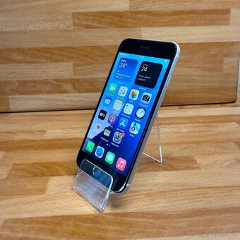 iPhone SE 2020 64GB, bílý (12 měsíců záruka) - 12
