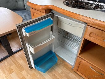 Hobby Prestige 540, 2002, pevná bostel, bojler, stan - 12