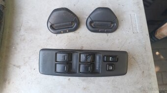 RAV4 Toyota - díly - 12