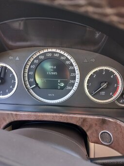 Mercedes Benz Combi 300 CDI - 12