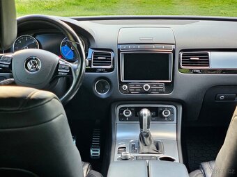 VW Touareg - 12
