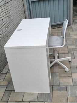 Prodám psací stůl IKEA + Dvě dětské židle - 12