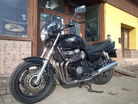 Honda CB 750 Seven Fifty - 12