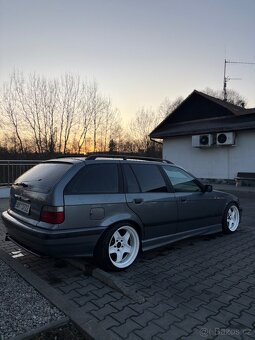 Bmw E36 325tds - 12