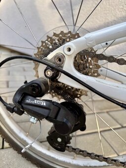 Woom 4 (Vel. 20″) TOP STAV - 12