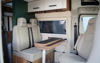 Karmann-Mobil Dexter 580 - 12