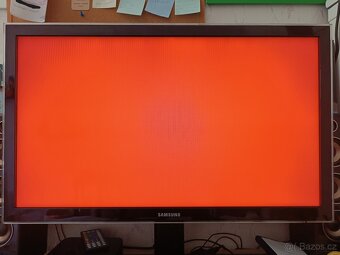 Funkční televize SAMSUNG 32“ (80 cm) + stojan TV - 12