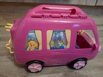 Rozkládací karavan, 30 příslušenství, 4 Barbie věci,časopisy - 12