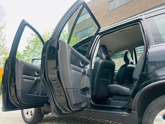 Volvo XC90 2.4 D5 147KW AUTOMAT VÝHŘEV NAVI SERVISKA - 12