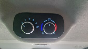 Ford Custom 8 míst 2.0TDCI 125KW motor 52tis km - 12