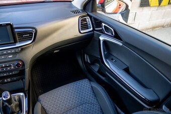 Kia Ceed SW 1.4 T-GDi Gold / AJ NA SPLÁTKY/ - 12
