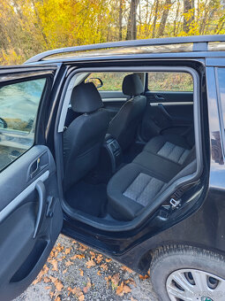 Škoda Octavia 2 1.4 TSi 90 kw - 12