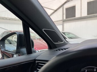 Volkswagen Touareg 3.0TDi,210kW,4x4,R-Line,Vzduch,LED,tažné - 12