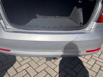 Škoda Octavia 2 facelift 1.6 TDI 77 kW s tažným - 12