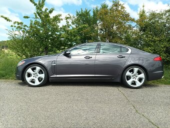Prodám Jaguar XF SV8 - 12