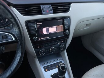 Škoda Octavia 3 - DSG F1 XENON SPORT - 12
