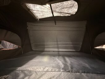 Střešní skořepinový Autostan Aroso Odenwald pro 4 osoby XXL - 12