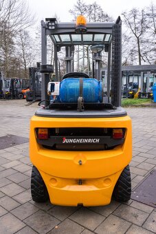 Vysokozdvižný vozík Jungheinrich TFG 425 (VV0182) - 12