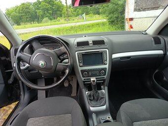 Škoda Octavia 1.8 TSI - 12