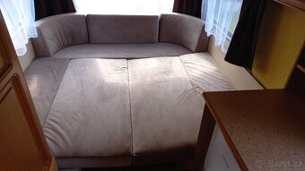 Karavan - Obytný přívěs KNAUS - 12