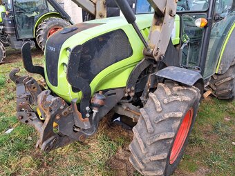 CLAAS NEXOS 240F 4X4 - 12