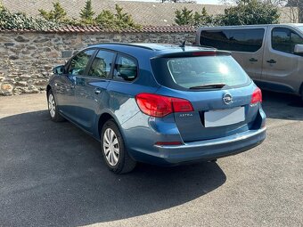 Opel Astra 1.6 CDTi Eco Flex - 12