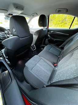 Škoda Octavia, 2,0 TDi/110kW LIM. STYLE - 12