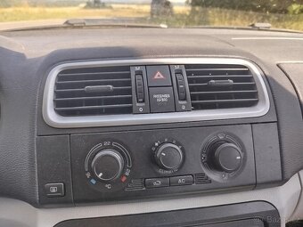 Fabia 2 - 12