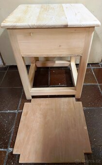 Stolička s úložným prostorem. - 12