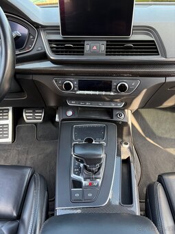 AUDI SQ5 3.0TFSI BLACK CARBON SERVIS ASO - 12