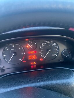 Peugeot 406 2.0 HDi - 12