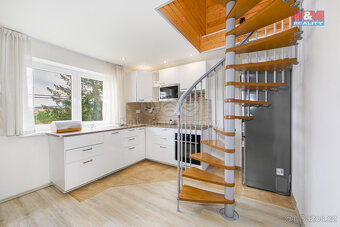Prodej rodinného domu, 253 m², Tetín, ul. Mramorová - 12