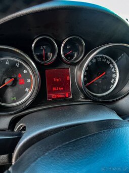 Opel Astra J Sports Tourer ve verzi 1.4 Turbo. - 12