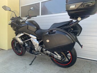 Kawasaki Versys 650 - 12
