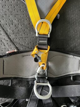 Petzl - postroj plus vybaveni - 12