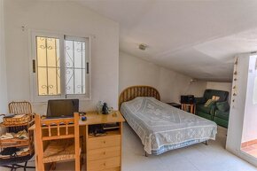 ŠPANĚLSKO, Torrevieja, domek v klidné části - 12