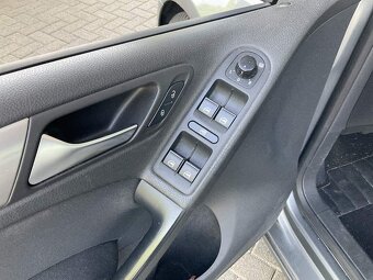 Volkswagen Golf 6 VI 1.2 Tsi 77KW 7/2010 163tkm VYHŘ.SEDADEL - 12