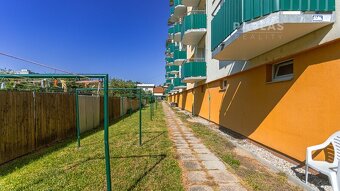 Slunný byt 1+1 s balkonem u Jihočeské univerzity, po rekonst - 12