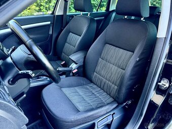 Škoda Octavia 1,6 TDi 77kW, ČR, 6/2012, 2.maj. Elegance - 12