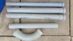 Kanalizační trubky, kolena, odbočky, redukce, atd. - 12