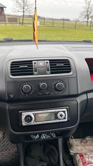 Škoda Fabia 1.2 HTP - 12