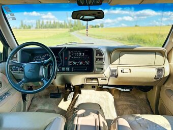 1999 Chevrolet Suburban 1500 LT | 5.7L V8 | 4x4 - 12