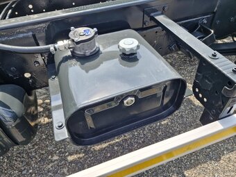 Kontejnerové Iveco daily 3,5 t - řidičský průkaz B - 12