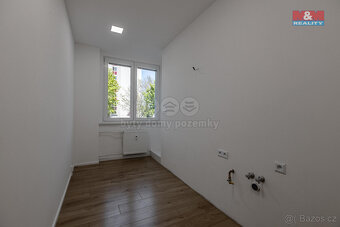 Prodej bytu 3+1, 66 m², Klatovy, ul. Pod Hůrkou - 12